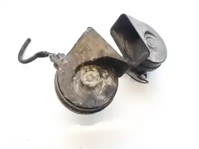 Second-hand car spare part horn for nissan bluebird hatchback (t72, t12) 1.6 oem iam references e30055306