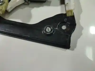 Second-hand car spare part passenger side right window regulator for bmw 3 (e90) 325 i oem iam references 7193456  7193456