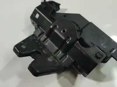 Second-hand car spare part trunk lock for bmw 3 (e90) 325 i oem iam references 1079618  107 961 8