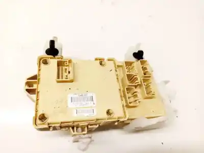 Peça sobressalente para automóvel em segunda mão caixa de fusíveis e relés por toyota corolla verso (zer_, zze12_, r1_) 2.2 d-4d (aur10_) referências oem iam 892210f010