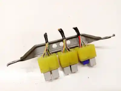 Peça sobressalente para automóvel em segunda mão caixa de fusíveis e relés por toyota corolla verso (zer_, zze12_, r1_) 2.2 d-4d (aur10_) referências oem iam 9008087019