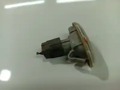 Second-hand car spare part right side light for mazda 3 (bk) 1.6 di turbo oem iam references   