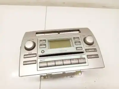 Peça sobressalente para automóvel em segunda mão sistema de áudio / rádio cd por toyota corolla verso (zer_, zze12_, r1_) 2.2 d-4d (aur10_) referências oem iam 861200f010