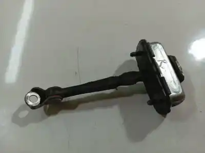 Tweedehands auto-onderdeel scharnier voor kia cee'd fastback (ed) 1.6 crdi 90 oem iam-referenties 