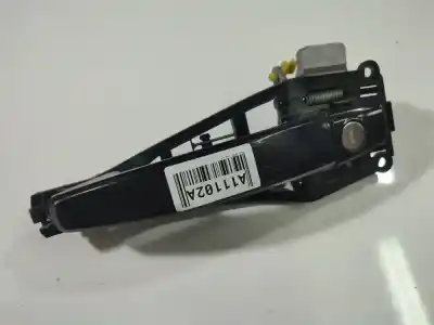 Pièce détachée automobile d'occasion poignée de porte avant droite pour opel astra h (a04) 1.6 (l48) références oem iam 
