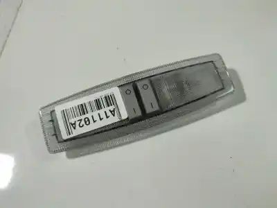 Pièce détachée automobile d'occasion lumière intérieure pour opel astra h (a04) 1.6 (l48) références oem iam 0885650