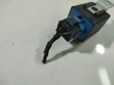 Pezzo di ricambio per auto di seconda mano relè per kia cee'd fastback (ed) 1.6 crdi 90 riferimenti oem iam 3951027010  39510-27010
