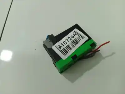 İkinci el araba yedek parçası röle/sigorta kutusu için citroen c5 iii (rd_) 2.0 hdi (rdrhda) oem iam referansları 9652935680