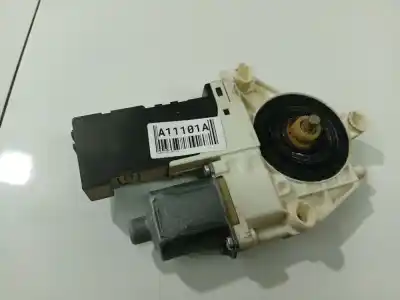 Автозапчастина б/у двигатель переднього ліва вікна для peugeot 407 (6d_) 2.0 hdi 135 (6drhrh, 6drhre, 6drhrg, 6drhrj) посилання на oem iam 0130822201