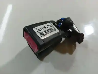 Second-hand car spare part LEFT REAR SEAT BELT BUCKLE for KIA CEE'D FASTBACK (ED) 1.6 CRDI 90 OEM IAM references 07051113  