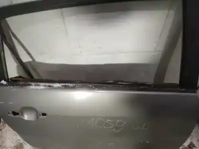 Peça sobressalente para automóvel em segunda mão plásticos por toyota corolla verso (zer_, zze12_, r1_) 2.2 d-4d (aur10_) referências oem iam 