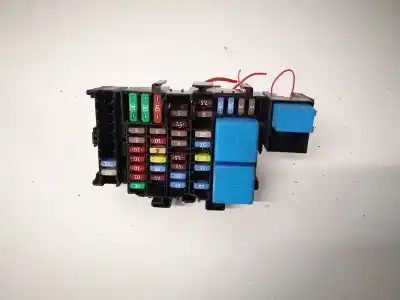 Second-hand car spare part fuse box unit for volkswagen golf vi descapotable (517) 2.0 tdi oem iam references 1801620