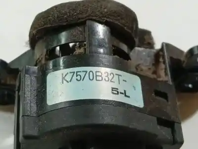 Peça sobressalente para automóvel em segunda mão sensor por mazda 3 (bk) 1.6 di turbo referências oem iam k7570b32t  