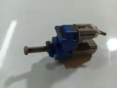 Pezzo di ricambio per auto di seconda mano interruttore per mazda 3 (bk) 1.6 di turbo riferimenti oem iam   
