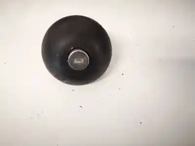 Second-hand car spare part outer fuel cap for volkswagen golf vi descapotable (517) 2.0 tdi oem iam references 8200463085