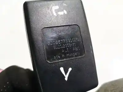Pezzo di ricambio per auto di seconda mano gancio cintura posteriore sinistro per audi a6 c5 (4b2) 2.5 tdi riferimenti oem iam 8d0857739d010  
