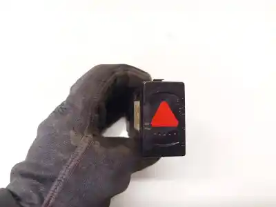 Second-hand car spare part hazard warning lights for volkswagen passat b5 variant (3b5) 1.9 tdi oem iam references 3b0953235b