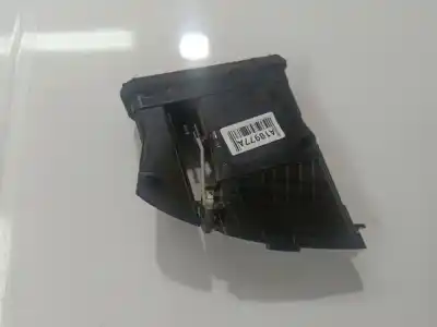 İkinci el araba yedek parçası havalandirma izgarasi için kia cee'd fastback (ed) 1.6 crdi 90 oem iam referansları 974101h000