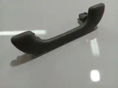 Pièce détachée automobile d'occasion POIGNÉE DE MAINTIEN pour RENAULT SCÉNIC I MONOSPACE (JA0/1_, FA0_) 1.9 DCI (JA05, JA1F) Références OEM IAM 8200048231  