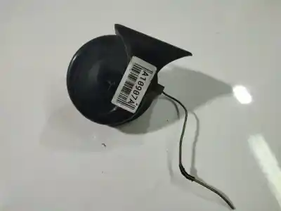 Pièce détachée automobile d'occasion KLAXON / SIGNAL SONORE pour MAZDA 6 HATCHBACK (GG) 2.0 DI (GG14) Références OEM IAM TR99  