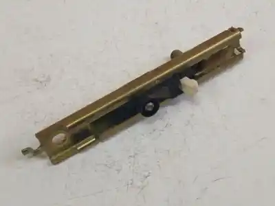 Pièce détachée automobile d'occasion boucle de ceinture de sécurité avant droit pour peugeot 406 (8b) 2.0 hdi 110 références oem iam 