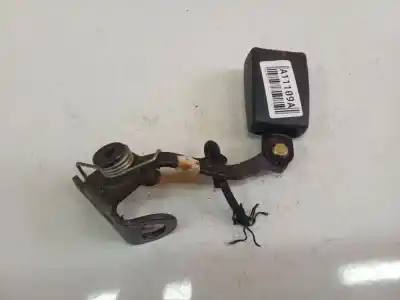 Gebrauchtes Autoersatzteil GÜRTELHAKEN HINTEN RECHTS zum PEUGEOT 406 (8B) 2.0 HDI 110 OEM-IAM-Referenzen 042701  