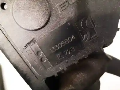 Second-hand car spare part accelerator pedal for opel corsa e 1.3 16v cdti oem iam references 13305804  