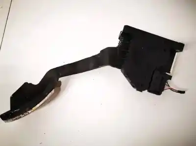 Second-hand car spare part accelerator pedal for opel corsa e 1.3 16v cdti oem iam references 13305804  