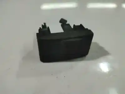 Peça sobressalente para automóvel em segunda mão plásticos por audi a4 b5 (8d2) 1.8 referências oem iam   