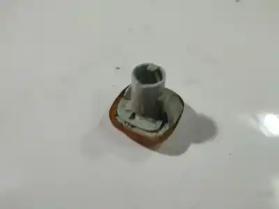 Peça sobressalente para automóvel em segunda mão farolim do lado direito por audi a4 b5 (8d2) 1.8 referências oem iam 4d0949127b  4d0949127b