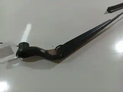 Second-hand car spare part left front windshield wiper arm for dodge caliber 1.8 oem iam references   