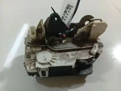 Second-hand car spare part rear left door lock for dodge caliber 1.8 oem iam references   