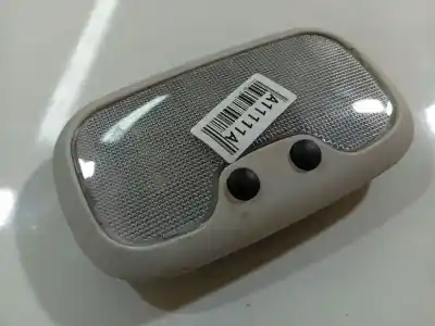 Автозапчастина б/у внутрішне світло для dodge caliber 1.8 посилання на oem iam 0wt01trmaa