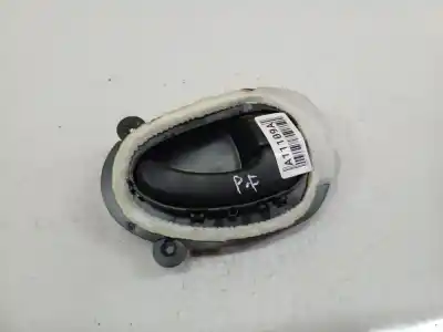 Peça sobressalente para automóvel em segunda mão PUXADOR INTERIOR DIANTEIRO DIREITO por PEUGEOT 406 (8B) 2.0 HDI 110 Referências OEM IAM 9642248677  