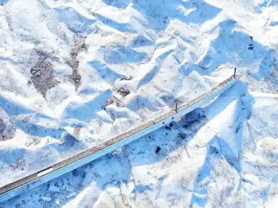 Second-hand car spare part PLASTICS for AUDI A6 C6 (4F2) 2.7 TDI OEM IAM references 4F9860022  