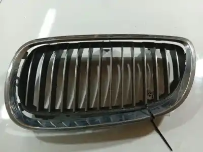 Автозапчастина б/у ліва решіта бампера для bmw 3 (e90) 325 i посилання на oem iam 1020240507