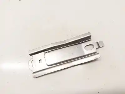 Tweedehands auto-onderdeel PLASTICEN voor FORD KA, 2018 - 2020 FACELIFT 1.2 63KW 2018 - 2020 OEM IAM-referenties 8A61A044G22AB  