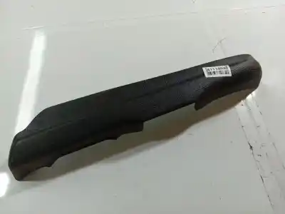 Pièce détachée automobile d'occasion plastiques pour peugeot 406 (8b) 2.0 hdi 110 références oem iam 9616710377