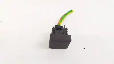 İkinci el araba yedek parçası PLASTİKLER için PEUGEOT PARTNER FURGONETA/MONOVOLUMEN 1.6 HDI OEM IAM referansları 68702  