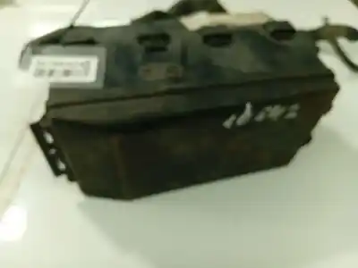 Peça sobressalente para automóvel em segunda mão CAIXA DE FUSÍVEIS E RELÉS por FORD TRANSIT CONNECT (P65_, P70_, P80_) 1.8 DI Referências OEM IAM 2TIT14A076AE  