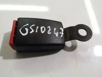 Second-hand car spare part CENTER REAR SEAT BELT BUCKLE for MITSUBISHI GALANT IV STATION WAGON (A16_V) 1.6 GLX (A161V) OEM IAM references   