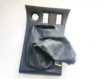 Peça sobressalente para automóvel em segunda mão FORRA DA ALAVANCA DE VELOCIDADES por TOYOTA COROLLA SEDÁN (_E12_) 1.4 VVT-I (ZZE120_) Referências OEM IAM 8185  