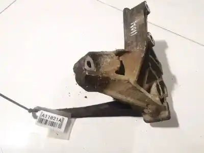 Second-hand car spare part ENGINE SUPPORT for VOLKSWAGEN BORA I (1J2) 1.9 TDI OEM IAM references 1J0199117  