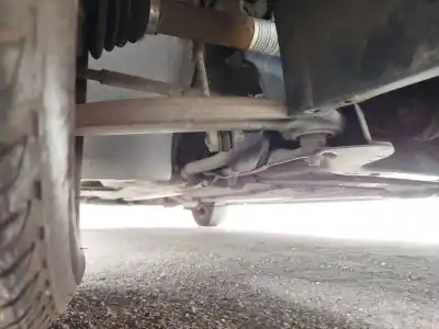 İkinci el araba yedek parçası ÖN SAG ALT SÜSPANSIYON KOLU için PEUGEOT 307 BREAK/SW (S2)  OEM IAM referansları 396D  