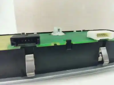 Second-hand car spare part interior light for bmw 1 (e81) 116 d oem iam references 695126002  