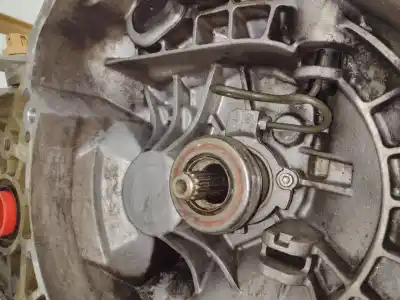 Second-hand car spare part gearbox for opel corsa d (s07) 1.3 cdti (l08 l68) oem iam references m26  