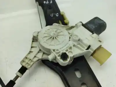 Second-hand car spare part passenger side right window regulator for bmw 3 (e90) 320 d oem iam references 7060266  