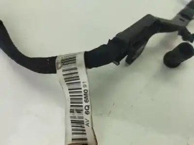 Peça sobressalente para automóvel em segunda mão fio por volvo v40 hatchback (525) d2 referências oem iam av6q6m091  