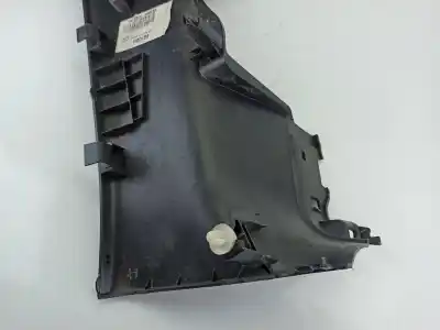Second-hand car spare part decorative moulding for nissan np300 navara pick-up (d23, d23t) 2.3 dci oem iam references 769384kj2a  