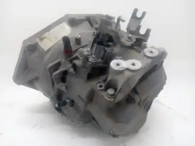 Second-hand car spare part gearbox for opel insignia a (g09) 2.0 cdti (68) oem iam references f40  